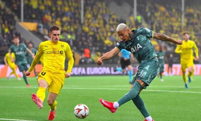 TheShy迎来五赛季高光表现，切尔西球迷沸腾！